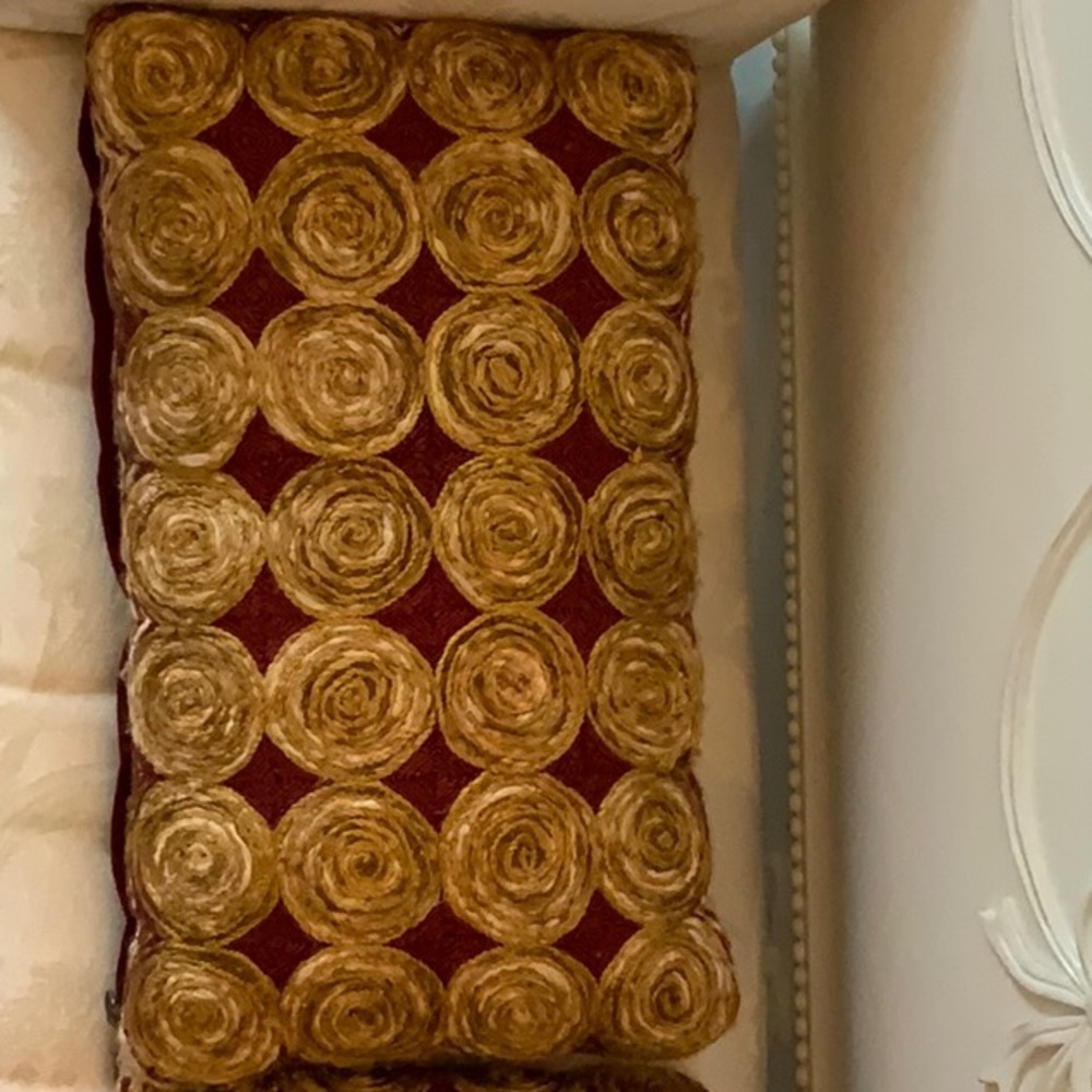 ♥️♥️ Last Chance ♥️♥️ Pier 1 Red & Tan Pillow Cases Only
